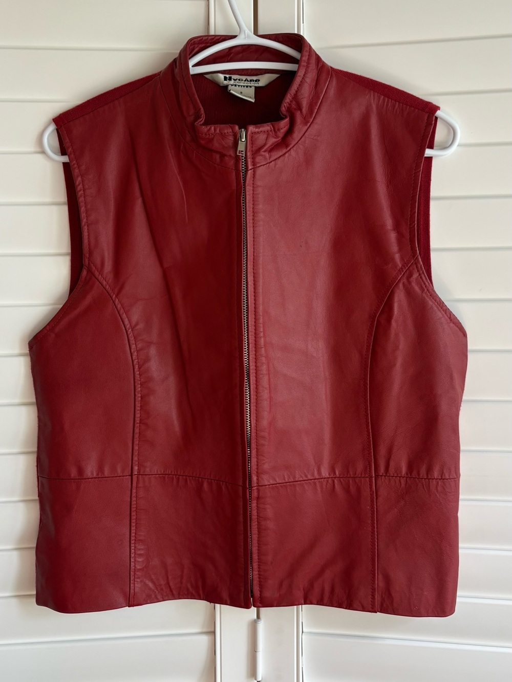 Leather vest with zipper, size small, red